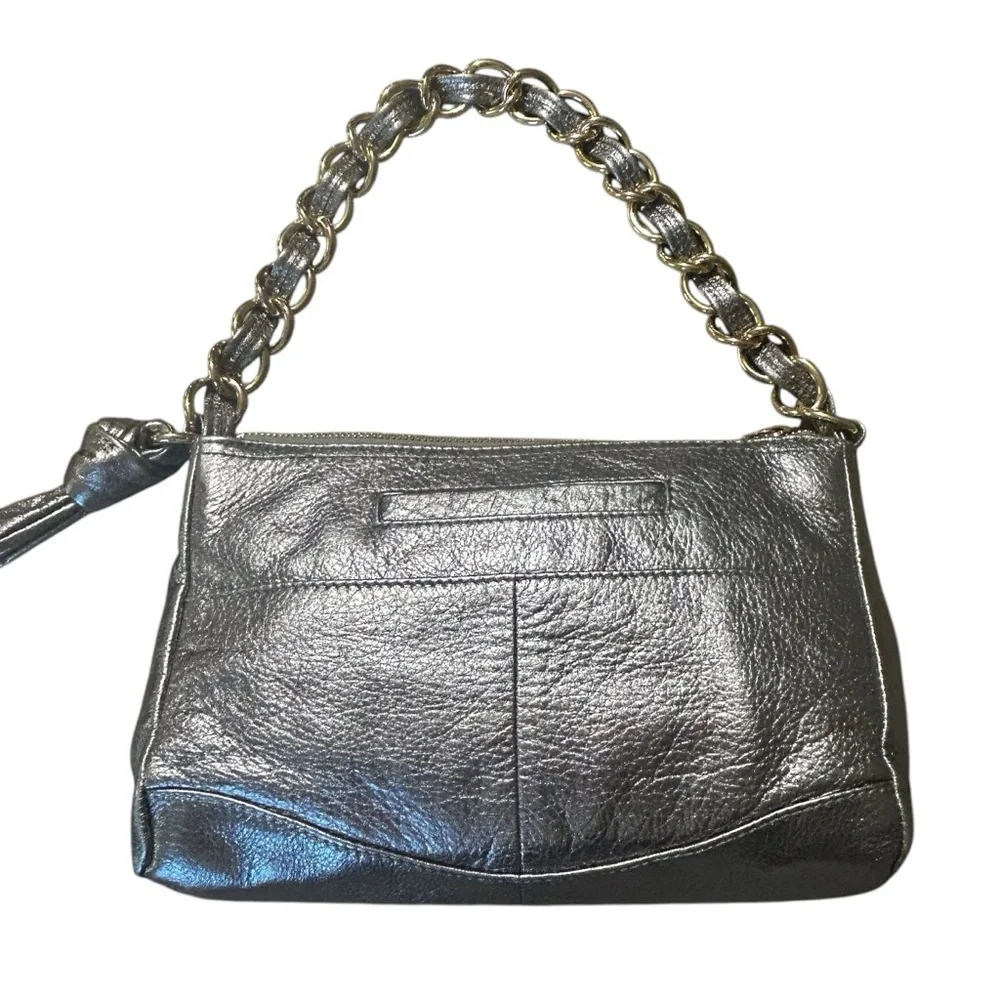 B. Makowsky Metallic Silver Leather/
Chunky Gold Chain/Y2K Glam Baguette Purse - Picture 5 of 10